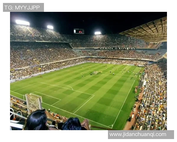 那些在绿茵场上闪耀光芒的足球明星们的传奇故事与成就