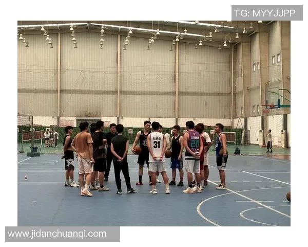 武汉篮球队在精英赛中的灵活性表现分析与未来发展展望